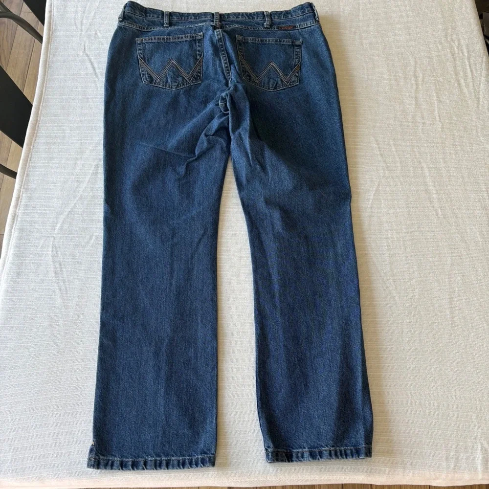 Wrangler Ultimate Riding Jeans Cash Dark Wash Straight Leg Jeans 34/17 x 34